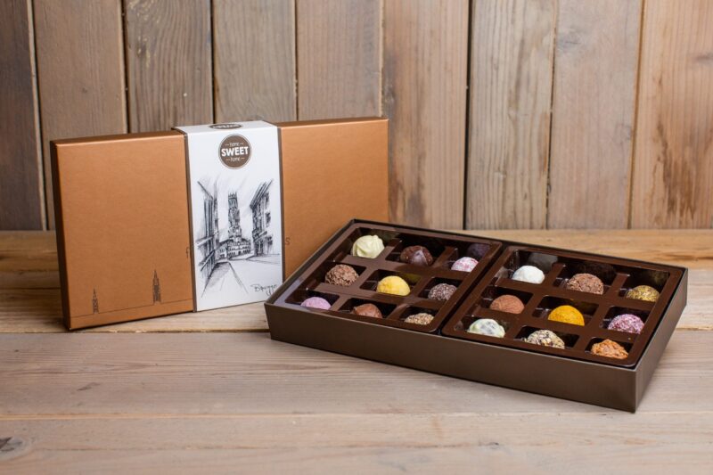 Luxe doos met 18 likeurtruffels